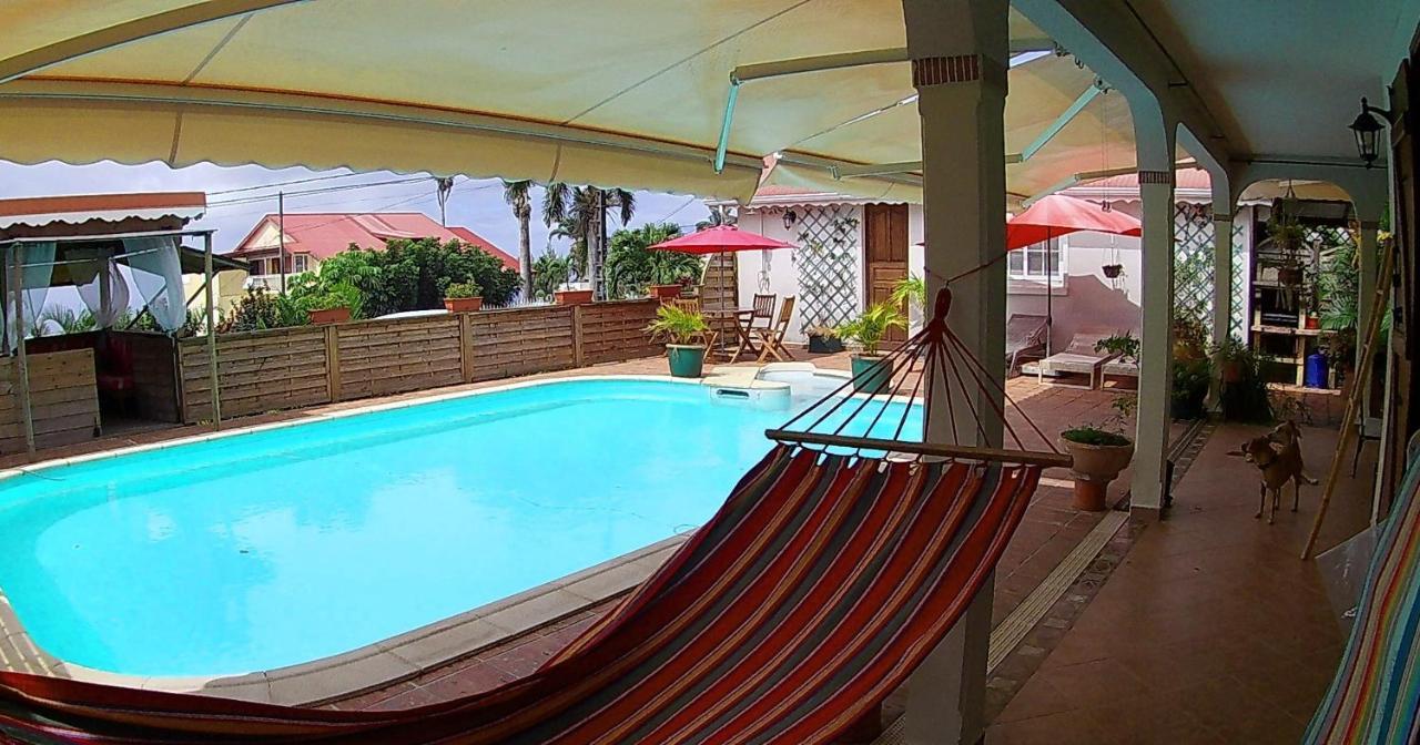 Agreable Chambre D'Hotes, Sdb, Piscine, Carbet Cuisine. Saint-Claude Kültér fotó