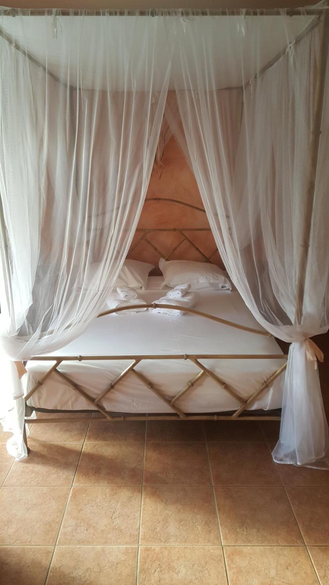 Agreable Chambre D'Hotes, Sdb, Piscine, Carbet Cuisine. Saint-Claude Kültér fotó